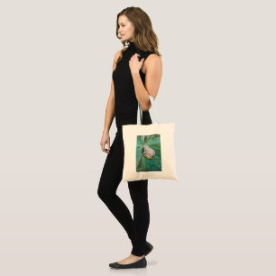 Bolsa Tote "Sapo do Verde" por AlarsenArtist
