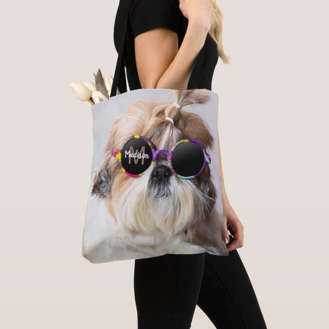 Bolsa Tote Shih Tzu Legal e divertido Monograma Personalizado (Close Up)