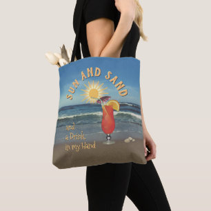 Bolsa Tote Sol e areia e uma bebida na minha mão