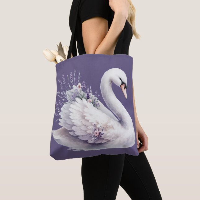 Bolsa Tote Swan de Aquarela com Florais de Lavanda (Close Up)