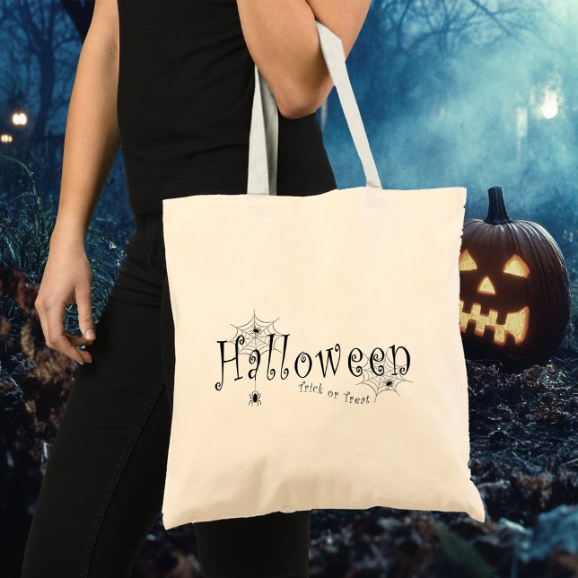 Bolsa Tote Teias de aranha e aranhas sobre o Halloween (Criador carregado)