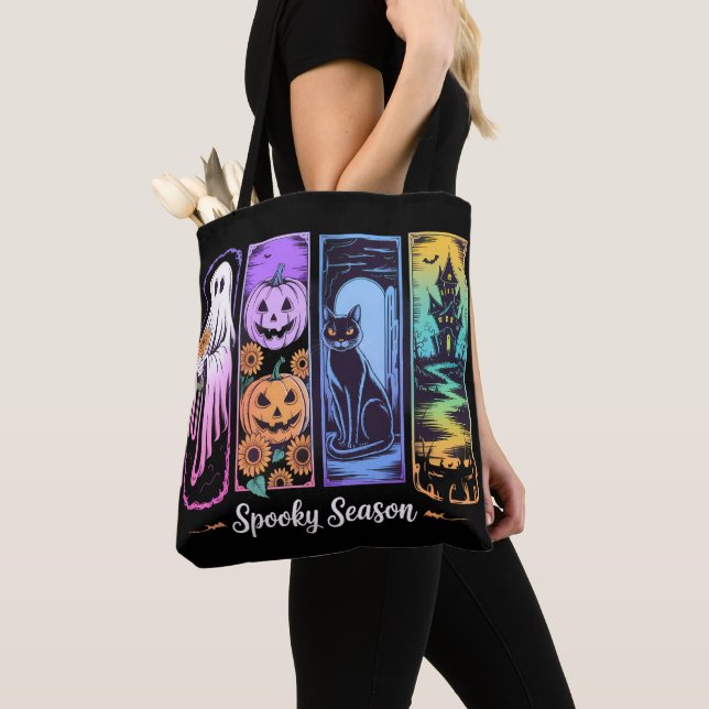 Bolsa Tote Temporada Assustadora Pastel Goth (Close Up)