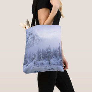 Bolsa Tote Terra maravilhosa do inverno, nevoeiro, floresta d