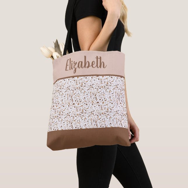 Bolsa Tote Terrazzo Marrom e Bege e Branco Abstrato  (Close Up)