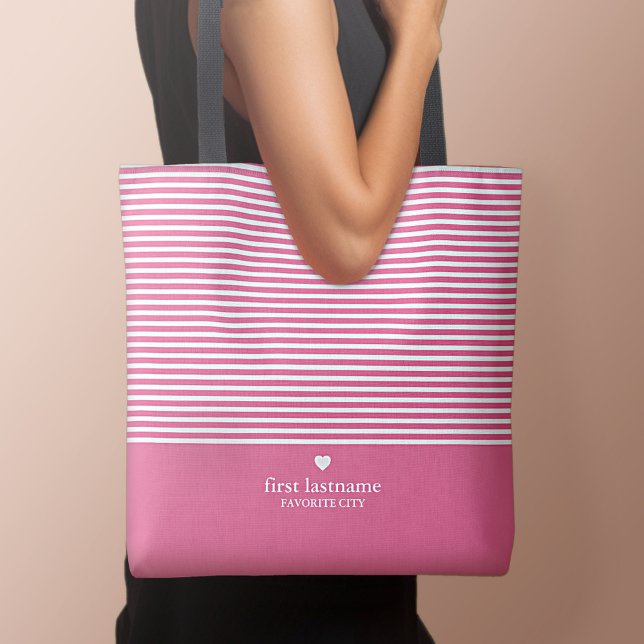 Bolsa Tote Tiras Modernas com Monograma do Coração em Escala  (Personalized tote bag - Perfect for girl's weekends and bachelorette getaways!)