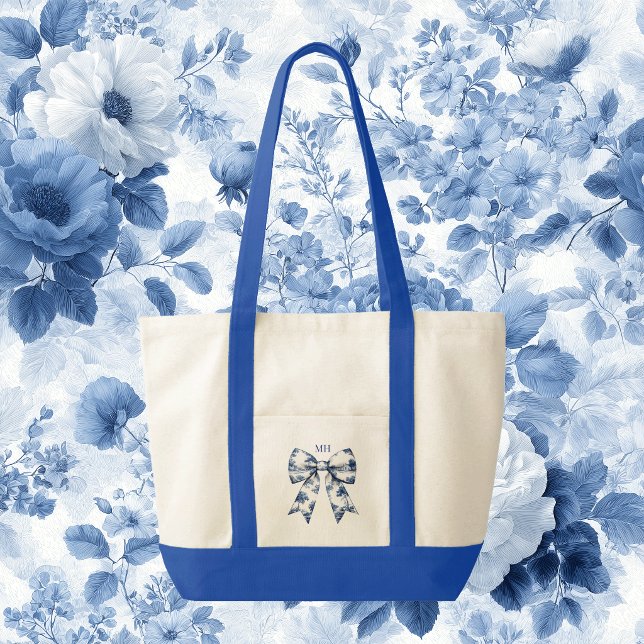 Bolsa Tote Toile Azul e Branco com Corte Contraste (blue and white floral toile monogram tote bag)