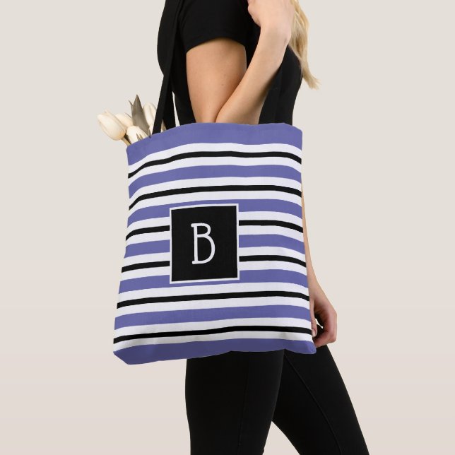 Bolsa Tote Trendy Monogramed Periwinkle Blue Black Stripe (Close Up)