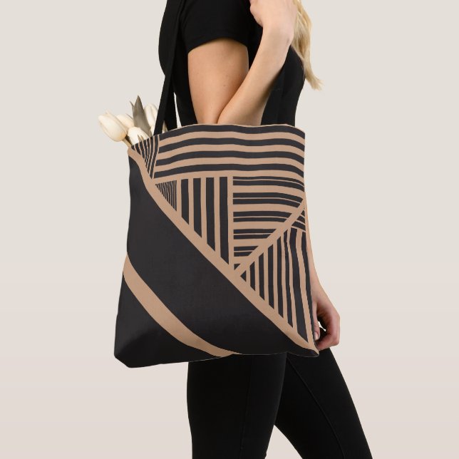 Bolsa Tote Triângulo Stripes em Tom e Preto (Close Up)