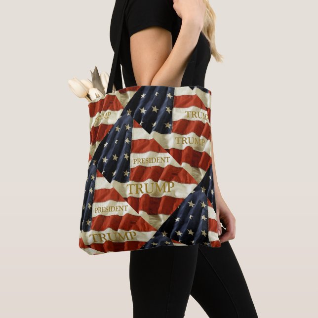 Bolsa Tote Trump 2024 (Close Up)