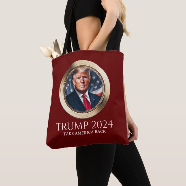 Bolsa Tote Trump 2024 Campanha Republicana Red Collectible (Close Up)