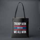 Bolsa Tote Trump Won Nós Todos Ganhamos 2024 EUA Flag Trump W<br><div class="desc">Trump Won Nós Todos Ganhamos 2024 EUA Flag Trump Won</div>