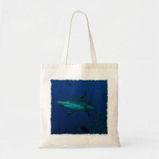 Bolsa Tote Tubarão do recife no grande recife de coral