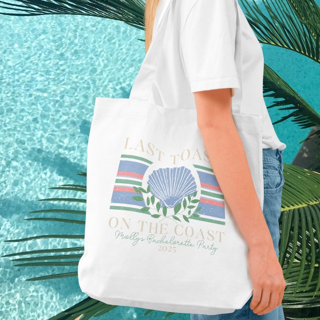 Bolsa Tote Último brinde na costa - Bachelorette Náutica (Last Toast on the Coast tote bag with modern serif font – perfect for bridal celebrations!)