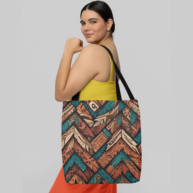 Bolsa Tote um padrão intrincado vibrante que sobrepõe a geome (Criador carregado)