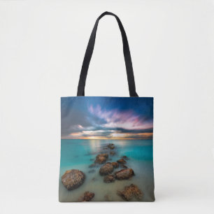 Bolsa Tote Um por do sol bonito sobre turcos & Caicos da baí