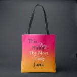 Bolsa Tote Um Saco Para O Lixo Mais Engraçado<br><div class="desc">Estilo: Bandeja Tote All-Over-Impressão, Média O bolsa clássico com uma reviravolta moderna: o impressão permite uma personalização de 100%, elevando o bolsa básico ao próximo nível. Sua próxima viagem de compro ficou um pouco mais amigável e muito mais na moda! Dimensões: 16" l x 16" w; Precinta: 28" l Material:...</div>