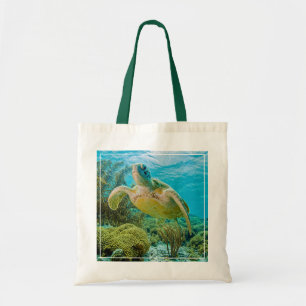 Bolsa Tote Uma tartaruga verde nos recifes rasos de Bonaire
