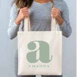 Bolsa Tote Verde do Sage do Nome Inicial Personalizado<br><div class="desc">Esta simples tipografia baseia o design com recursos simples e retrô-personalizados iniciais e o nome é sugestão de sábio verde ou muda-o para sua cor favorita.</div>