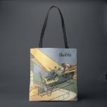 Bolsa Tote Vintage Science Fiction Steampunk Carro Convertíve<br><div class="desc">Fácil de personalizar a bolsa de tote, apenas adicione seu nome! Ilustração venenosa viagem futurista vitoriana e ficção científica de transporte design com asas a vapor-punk apresentando um carro voador conversível. O motorista está prestes a aterrissar seu carro futurista (ou é um avião) na loja de chocolate no futuro. Um...</div>
