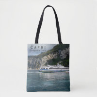 Vista Cênnica do Barco de Passageiros em Capri Itá