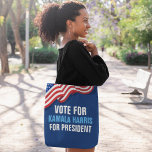 Bolsa Tote Votar Kamala Harris para a eleição do Presidente A<br><div class="desc">Vote em Kamala Harris para Presidente na eleição presidencial de 2024. Escolha o nosso vice-presidente como candidato a partido democrático e mostre o vosso apoio a esta bandeira americana,  em azul,  para um democrata.</div>