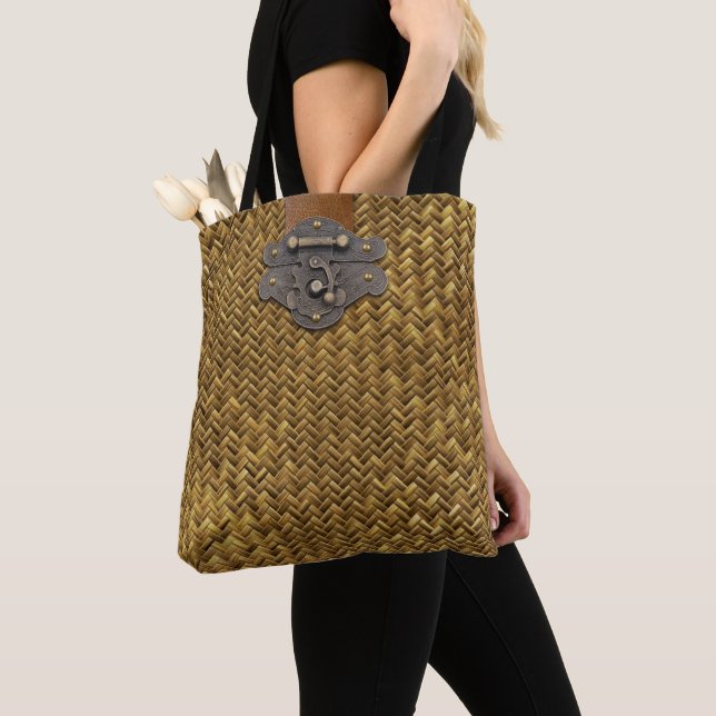 Bolsa Tote Wicker e Antique Hasp de Brass (Close Up)