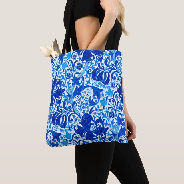 Bolsa Tote William Morris Iris e Lily, Cobalt Blue (Close Up)