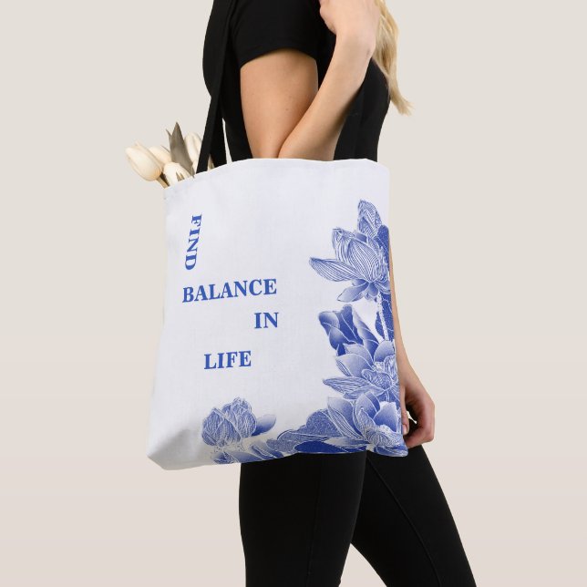 Bolsa Tote Zen Quote Blue & White Lotus Flower Mandala (Close Up)