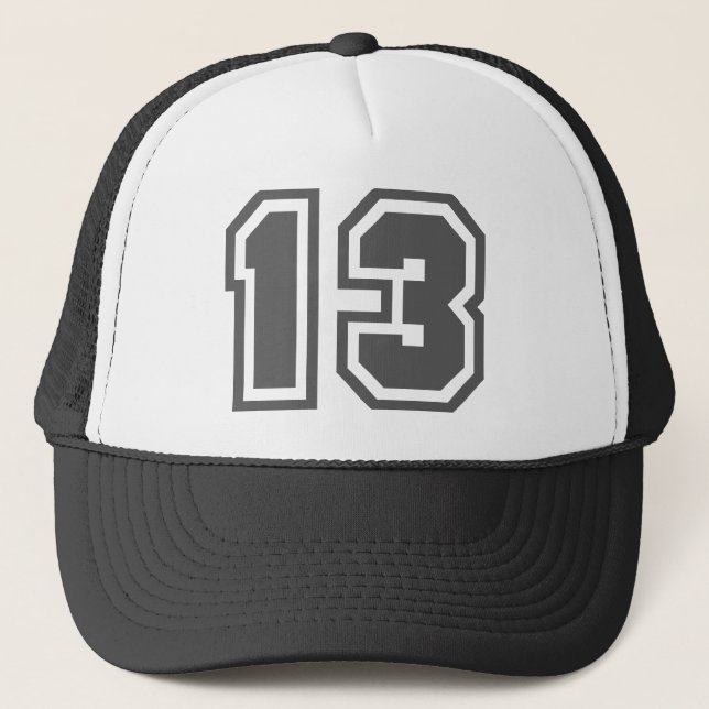 BONÉ 13. (Frente)