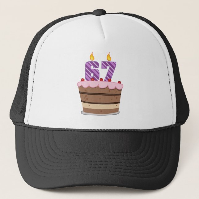 Boné 67 anos no Bolo de Aniversário (Frente)