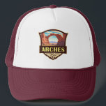 Boné Arches National Park Illustration Retro<br><div class="desc">Arche o trabalho de arte vetor design. O parque fica ao norte de Moab,  no estado de Utah. Bordado pelo Rio Colorado,  no sudeste,  é conhecido como o local de mais de 2.000 arcos naturais de arenito.</div>