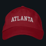 Boné Atlanta White e Red<br><div class="desc">Atlanta bordado branco sobre chapéu de algodão vermelho. Faz um presente maravilhoso para quem ama a Atlanta GA! Se preferir ter o seu texto pessoal, selecione simplesmente o botão "Personalizar este modelo" para introduzir o texto personalizado. O bordado também é personalizável para outras opções de cores selecionando o botão da...</div>