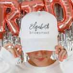 Boné Bachelorette de Script Minimalista Moderna Bridesm<br><div class="desc">Elevem seu estilo de festa de solteira com nosso Trucker Hat "Bridesmaid Modern Minimalist", um símbolo chic e de tendências de gratidão pelo seu partido nobre. Este chapéu combina facilmente a estética contemporânea com o encanto minimalista, fazer-o como o guardião perfeito para as damas de honra. Feito com cuidado, mostra...</div>
