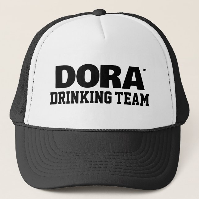 Boné Bebendo DORA™ Team Trucker Hat (Frente)