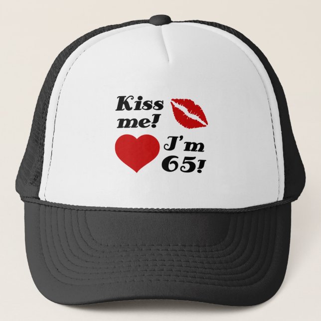 Boné Beije-me, tenho 65 anos! (Frente)