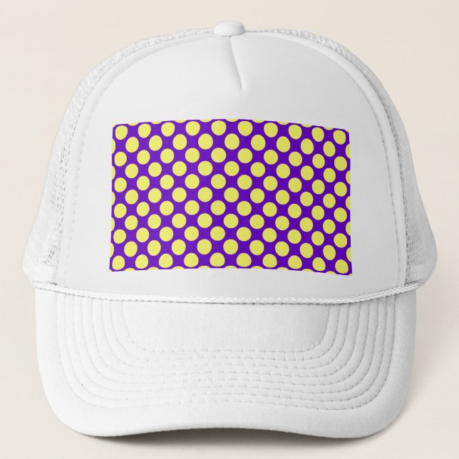 Boné Bolinhas amarelas com STaylor de fundo roxo (Frente)
