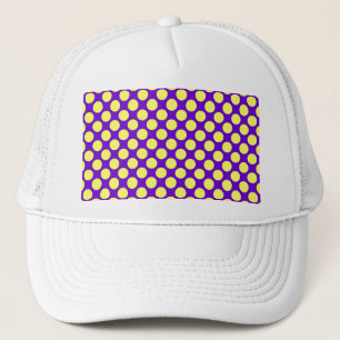 Boné Bolinhas amarelas com stouro roxo