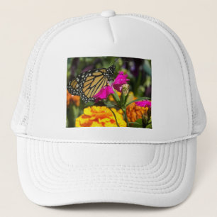 Boné Borboleta Monarca na Flor Marigold Rosa