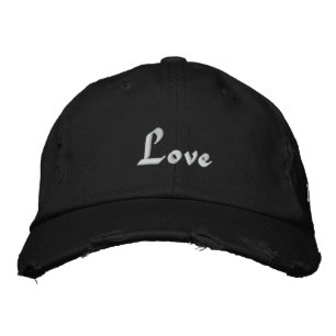 Boné Bordado Amor, Amor, Amor