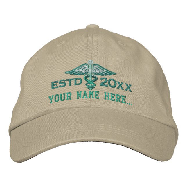 Boné Bordado Ano Personalizado Seu Caduco Médico de Texto (Frente)