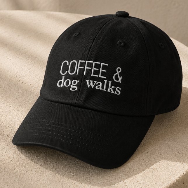 Boné Bordado Café e Passeios de Cachorro (Coffee and Dog Walks Embroidered Hat)