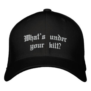 Boné Bordado O que tem debaixo do seu kilt?