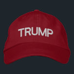 Boné Bordado Red Hat ajustável TRUMP<br><div class="desc">Faça com que a América volte a Excelente vestindo este ousado chapéu "TRUMP".</div>