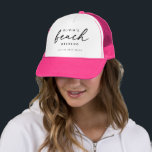 Boné Bride’s Beach Weekend | Destination Bachelorette<br><div class="desc">Celebrate sun, sand, and sisterhood with this custom “Beach Weekend” hat, featuring elegant black lettering on a clean white front and bright pink brim. Perfect for a coastal getaway, this personalized hat adds a chic summery touch to every outfit - whether lounging poolside, exploring the shore, or snapping those group...</div>