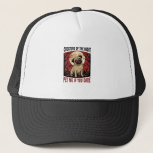 Boné Camisa de Pug de Halloween com Cemitério Assustado