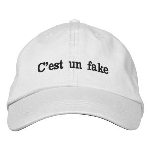 Boné C'est Un Fake