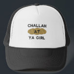 Boné Challah Na Ya Girl<br><div class="desc">Apresenta "Challah at Ya Girl" e faz um presente perfeito de Hanukkah ou Bat mitzvah!</div>