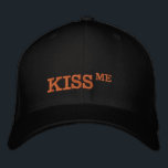 Boné Chapéu retrô KISS ME / Gorro de caminhoneiro para<br><div class="desc">Chapéus bordados: chapéu de festa retrô clássico com o texto "KISS ME" - moda divertida,  festa de solteiro,  moda universitária,  amigo secreto,  celebrações no escritório / noite fora</div>