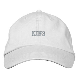 Boné Chic com impressionante chapéu branco King bordado