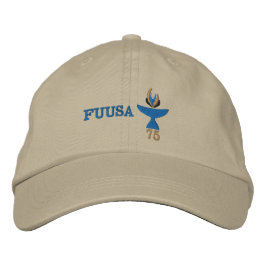 Boné com logotipo e nome